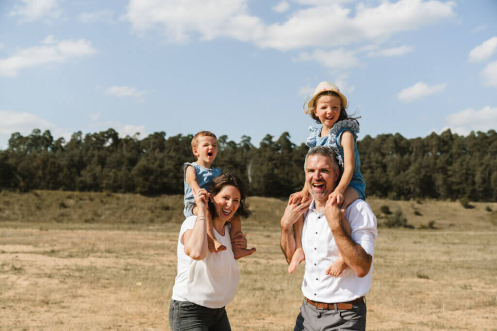 Familienshooting Frankfurt ihre Anlaufstelle für einzigartige Familienbilder, mit der Fotografin Sunita Benzing.